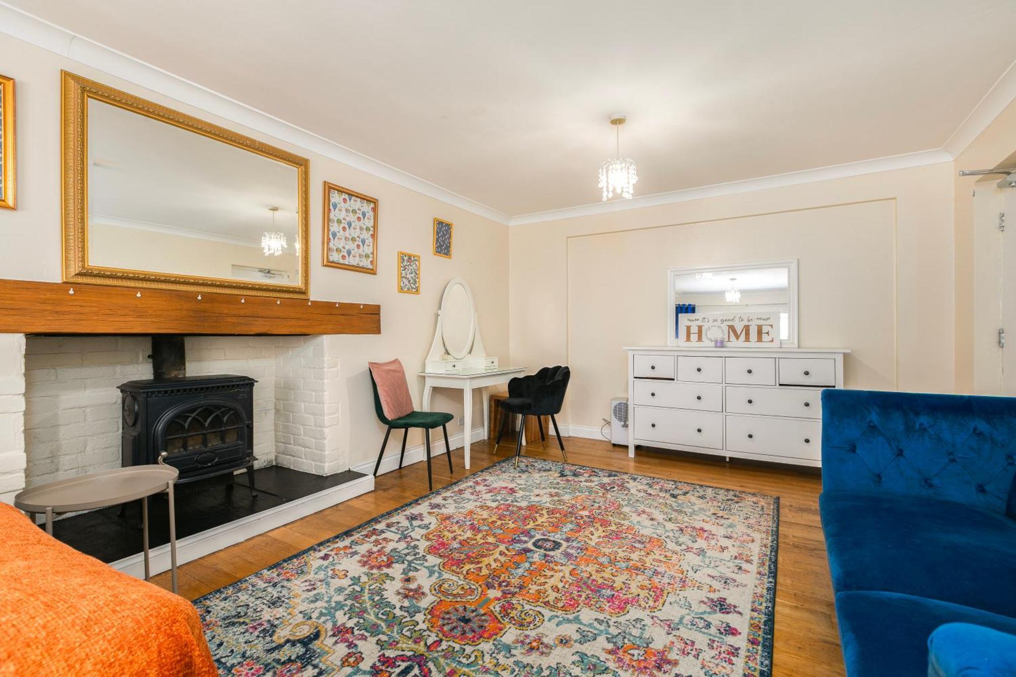 Rural Lodge Stay In Windsor! Hot Tub! Sleeps 20 Bray Buitenkant foto