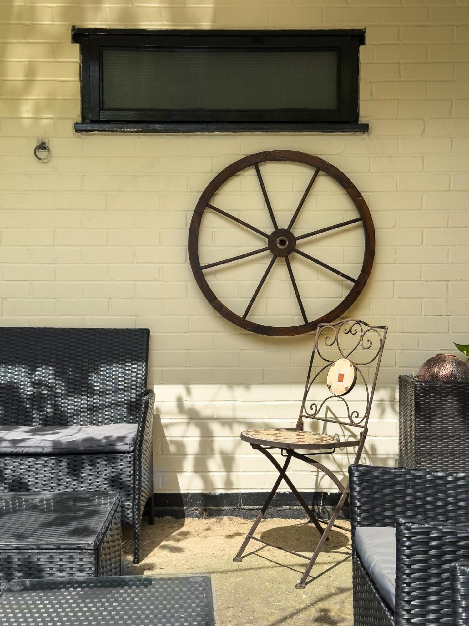 Rural Lodge Stay In Windsor! Hot Tub! Sleeps 20 Bray Buitenkant foto