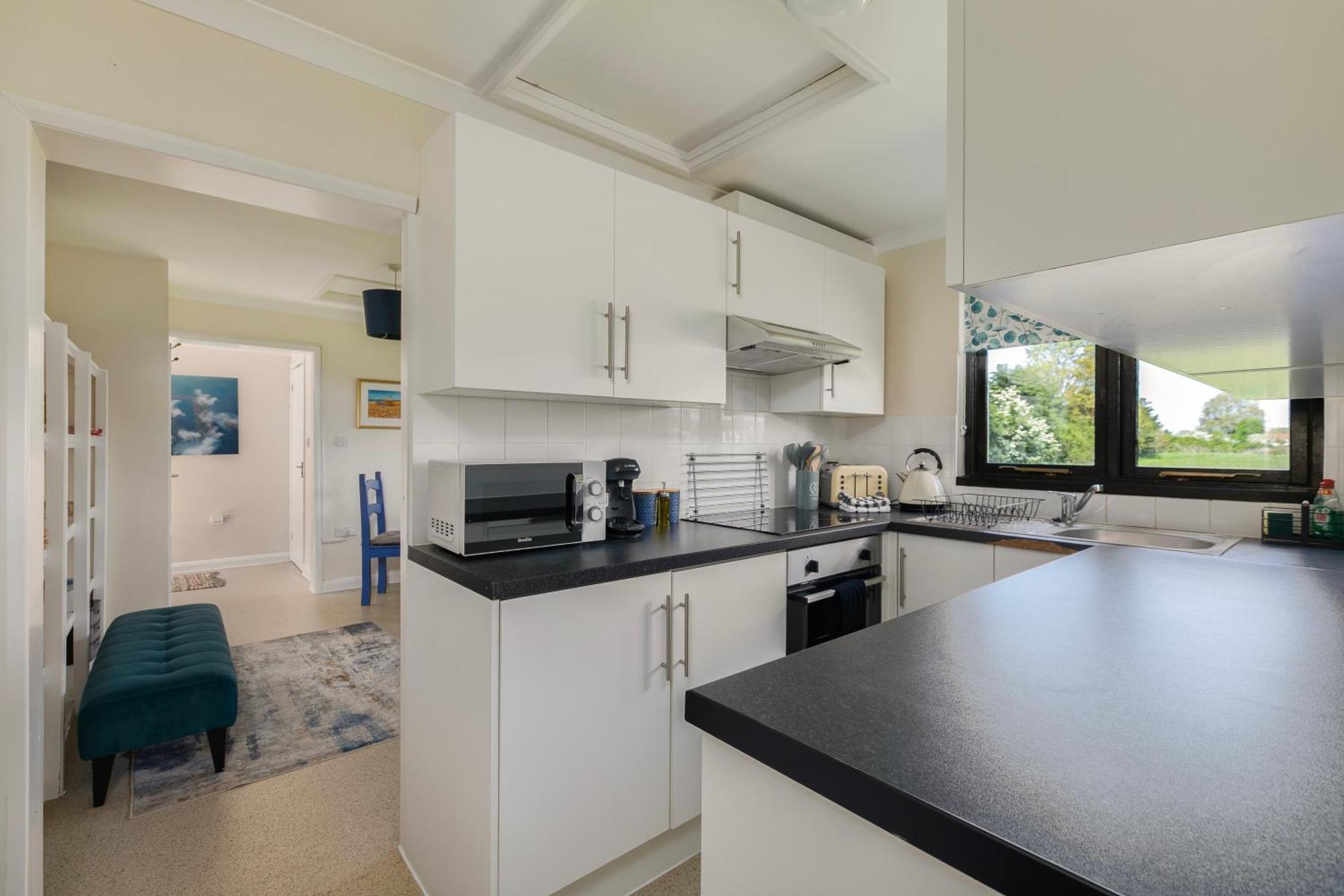 Rural Lodge Stay In Windsor! Hot Tub! Sleeps 20 Bray Buitenkant foto