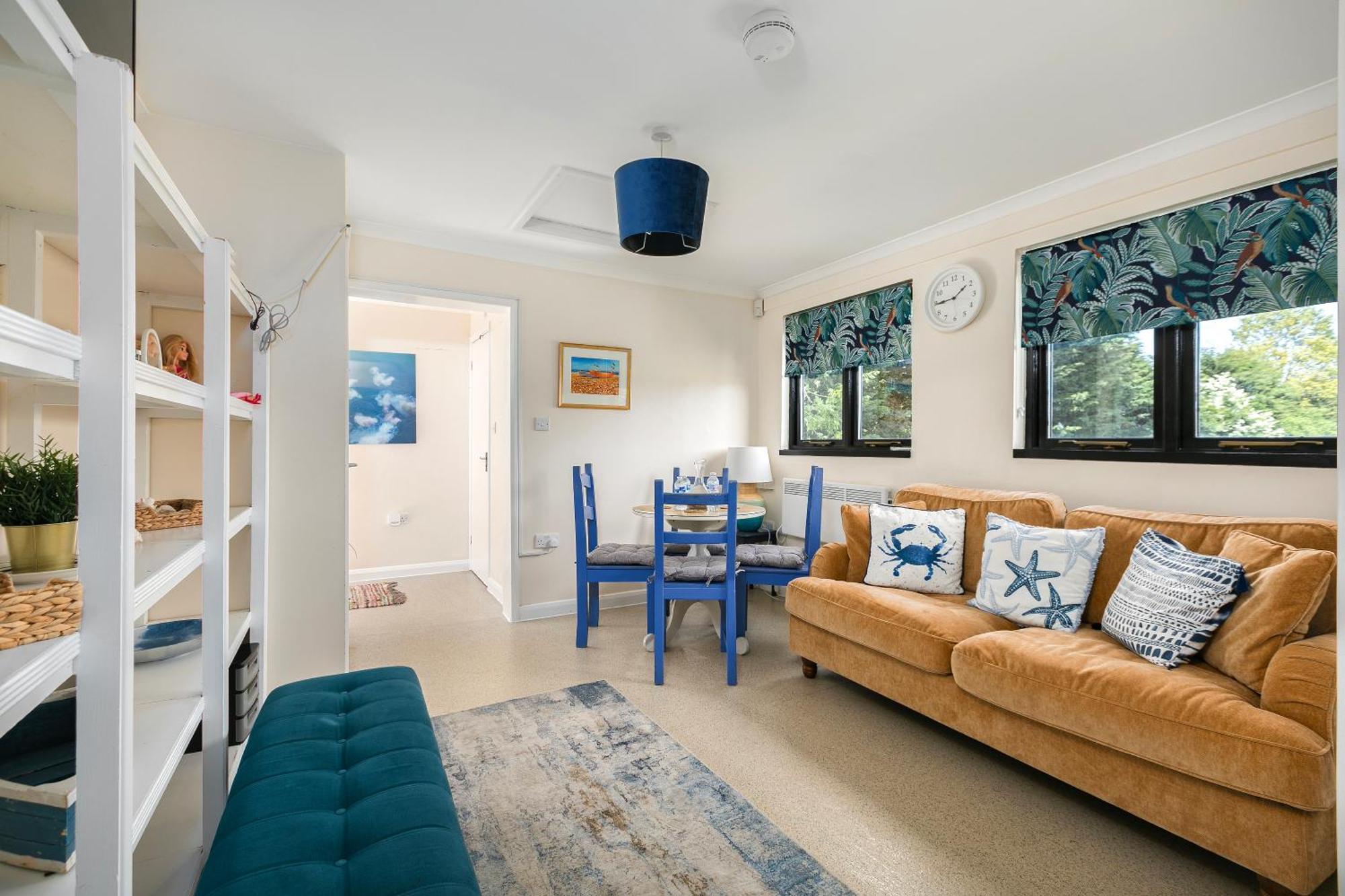 Rural Lodge Stay In Windsor! Hot Tub! Sleeps 20 Bray Buitenkant foto