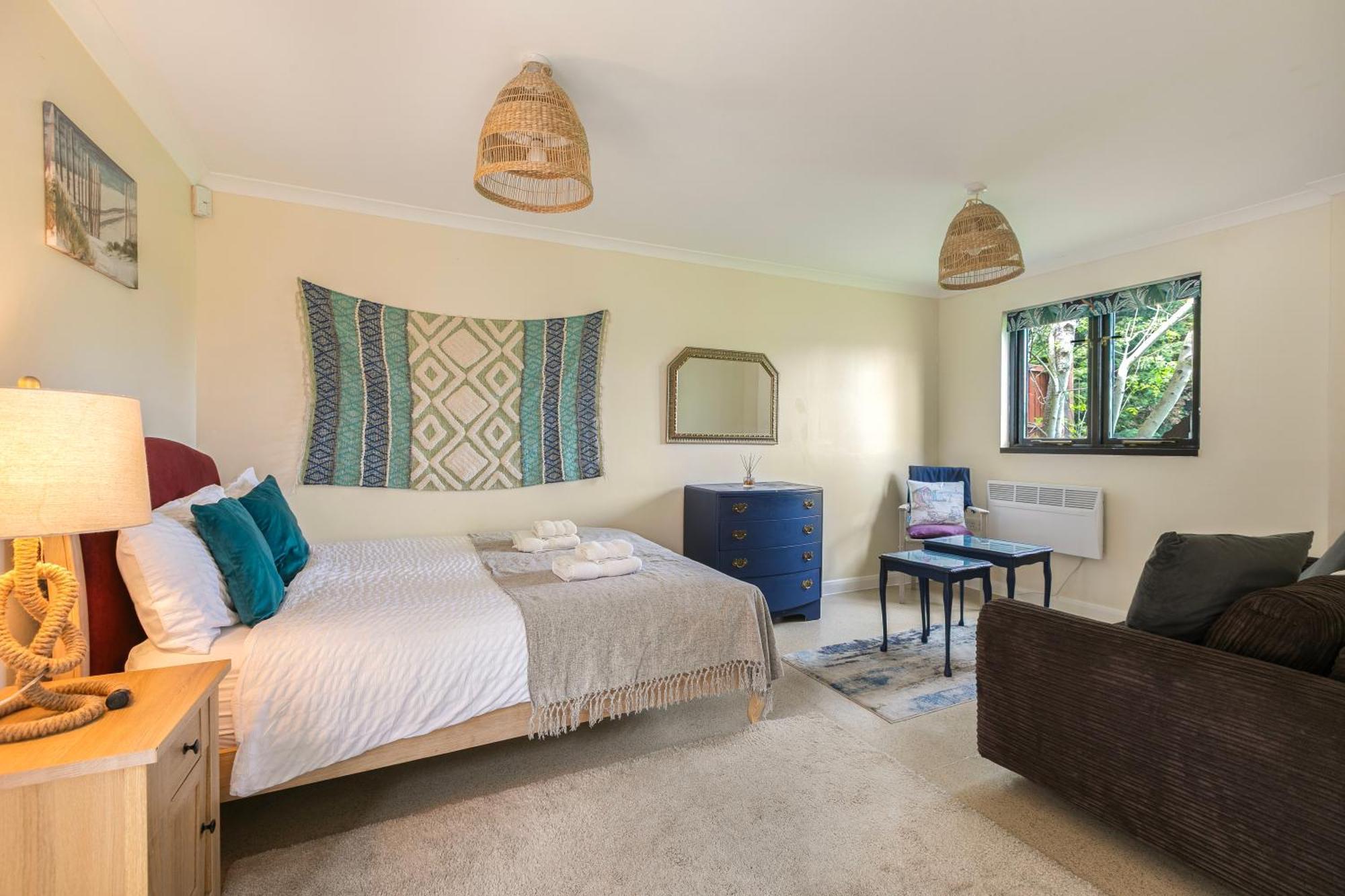 Rural Lodge Stay In Windsor! Hot Tub! Sleeps 20 Bray Buitenkant foto
